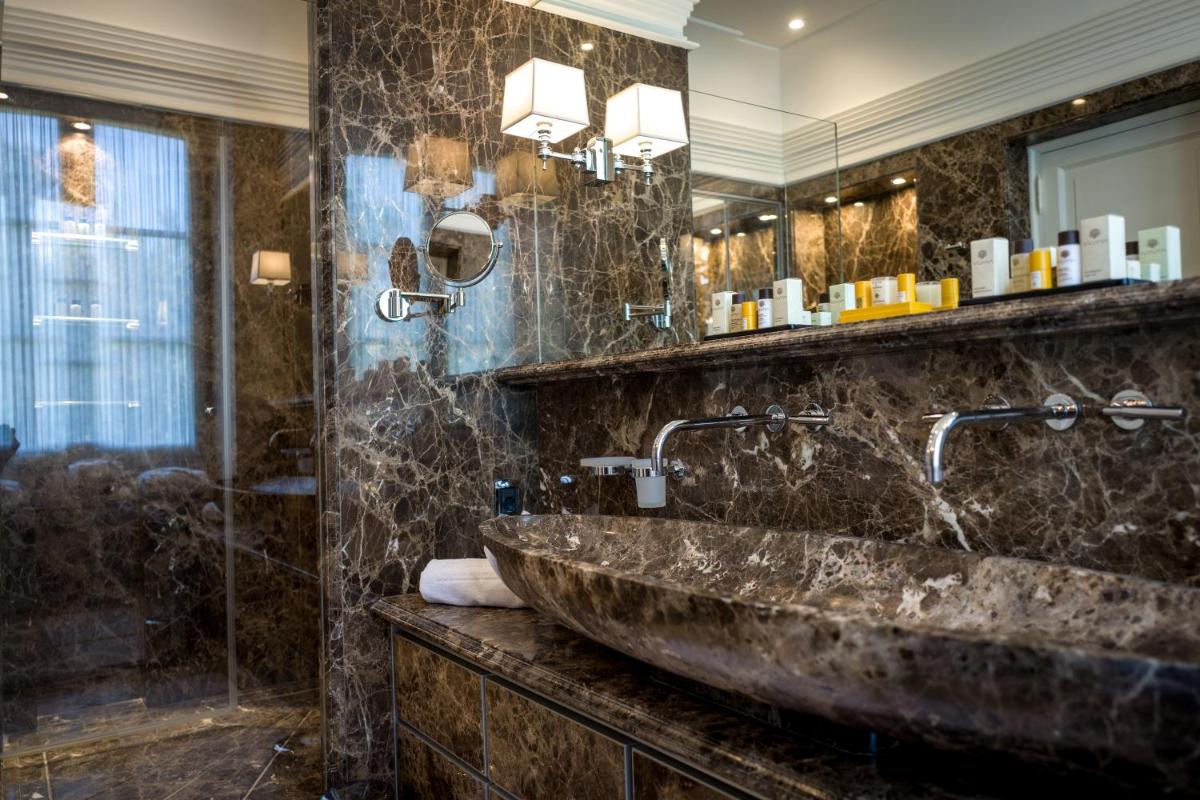 Villa Lanzirotti Luxury Property