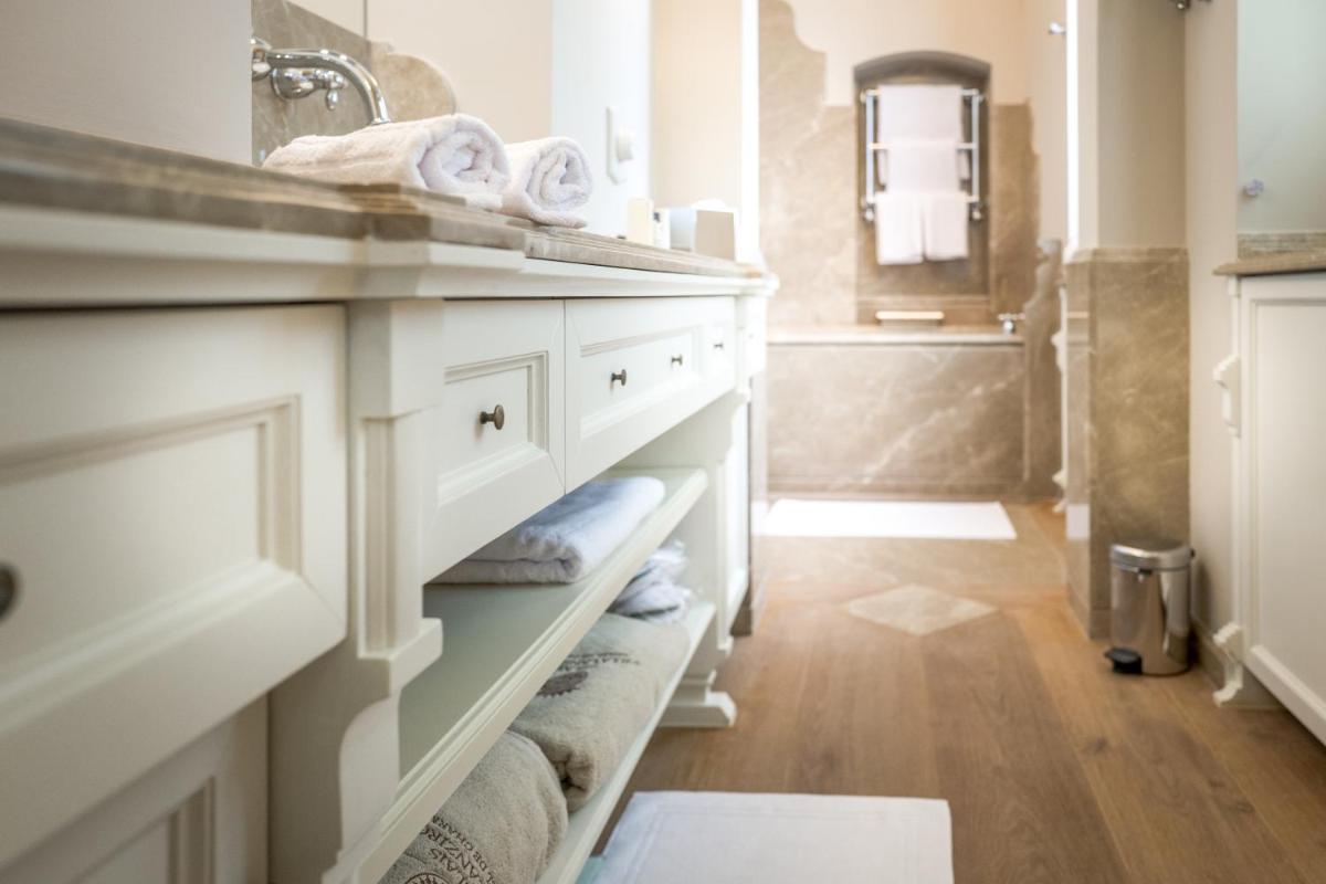 Villa Lanzirotti Luxury Property