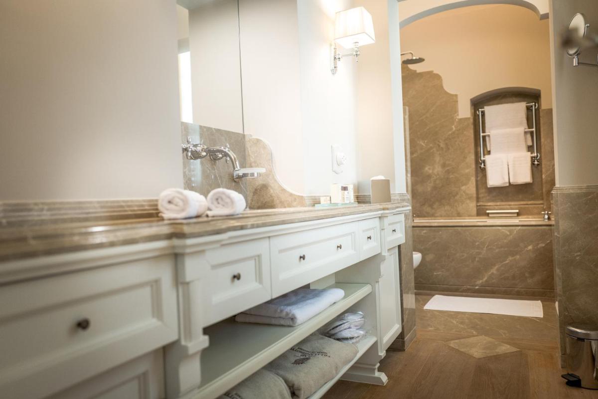 Villa Lanzirotti Luxury Property