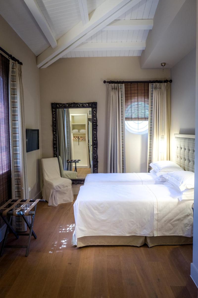 Villa Lanzirotti Luxury Property