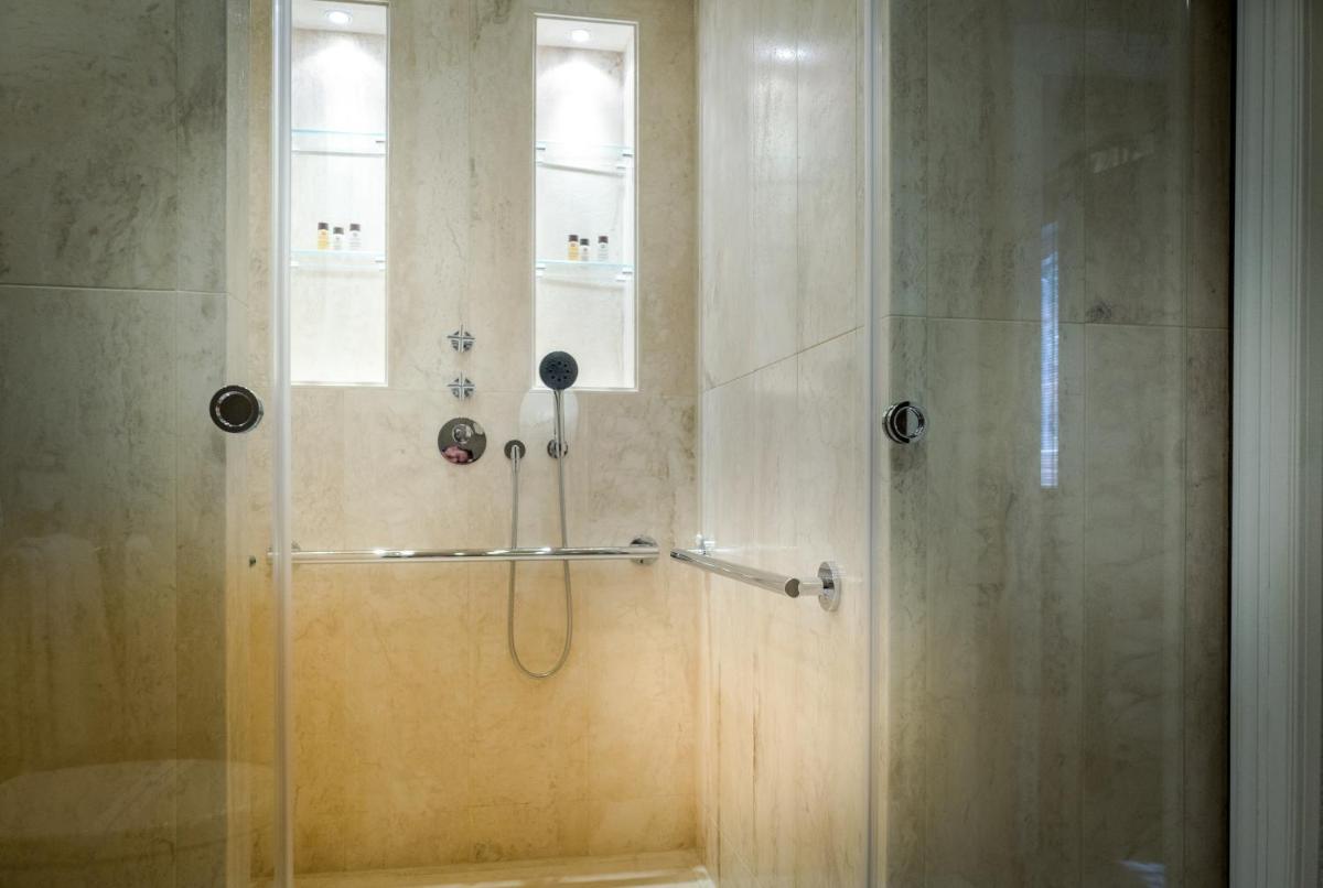 Villa Lanzirotti Luxury Property