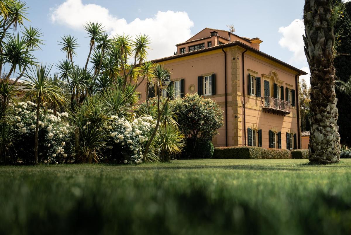 Villa Lanzirotti Luxury Property