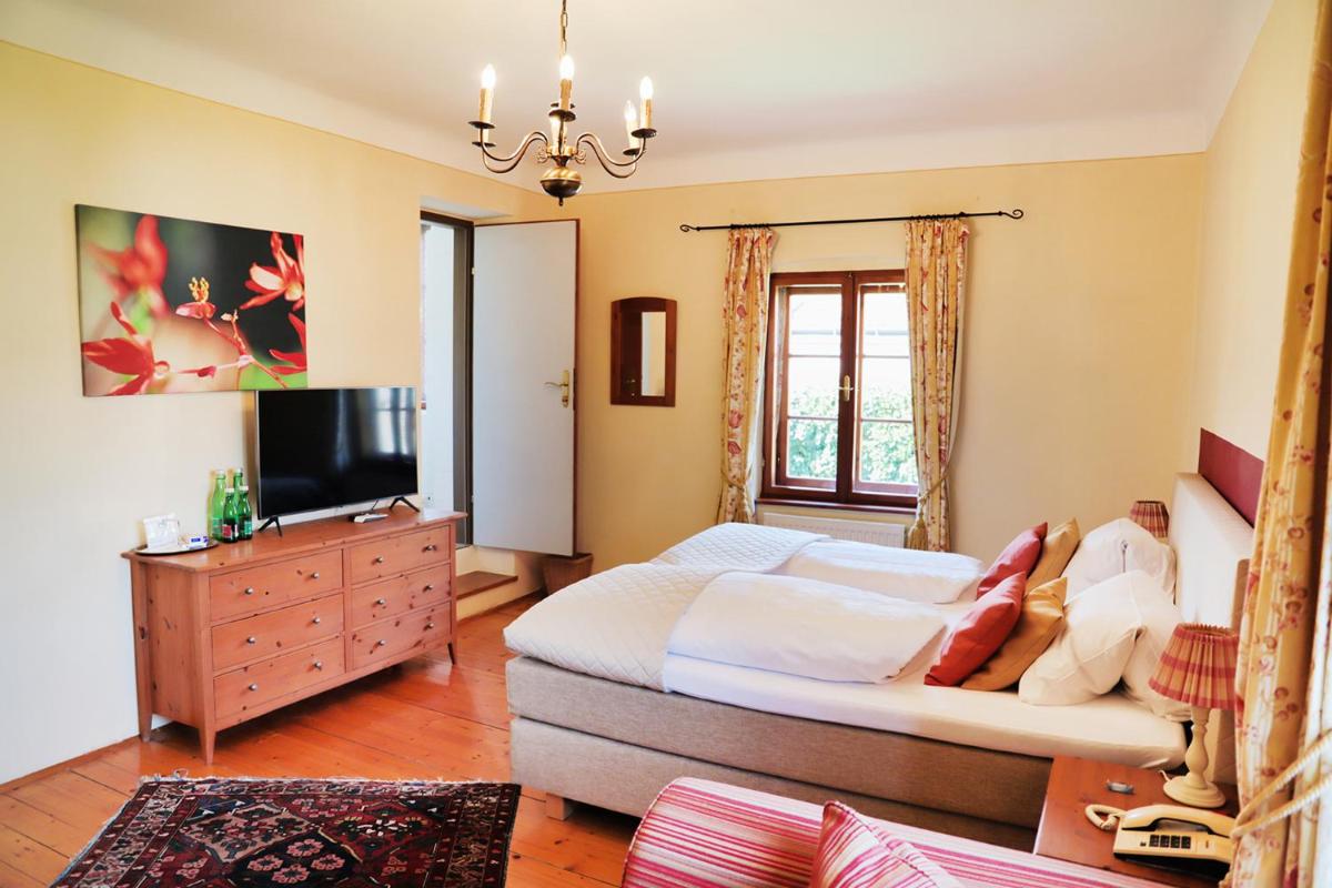 Renaissancehotel Raffelsberger Hof B&B