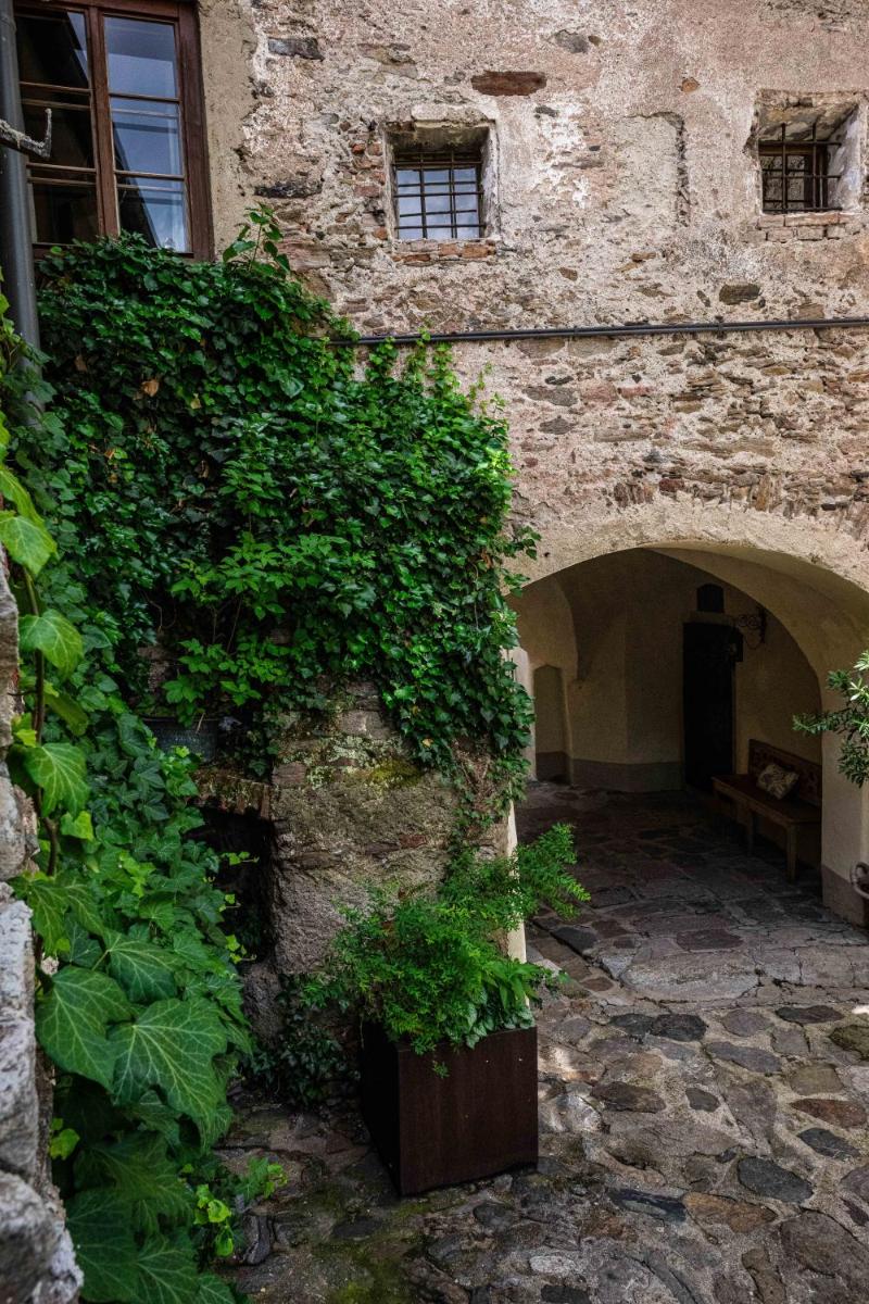 Renaissancehotel Raffelsberger Hof B&B