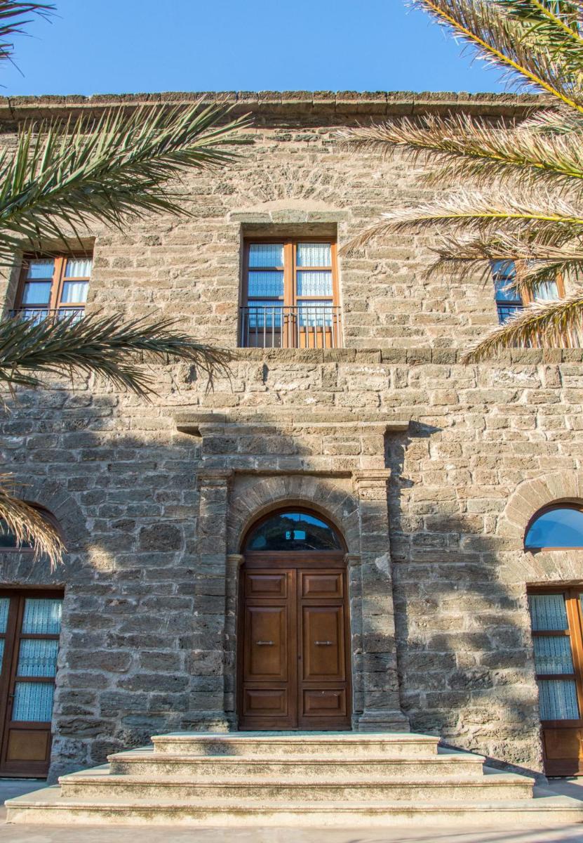 Resort Acropoli