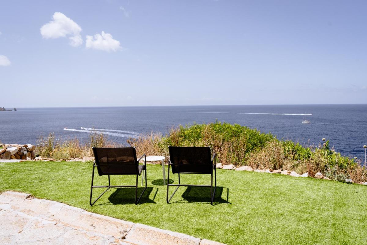 Faro di Punta Fenaio - Caletta Privata