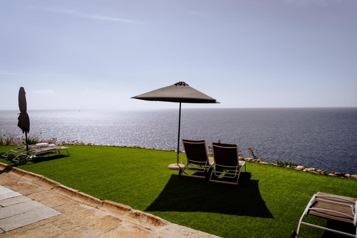 Faro di Punta Fenaio - Caletta Privata