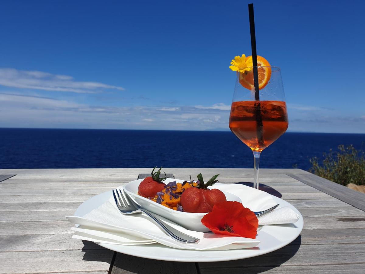 Faro di Punta Fenaio - Caletta Privata