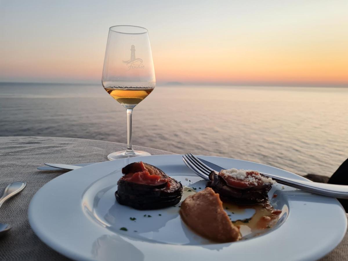 Faro di Punta Fenaio - Caletta Privata