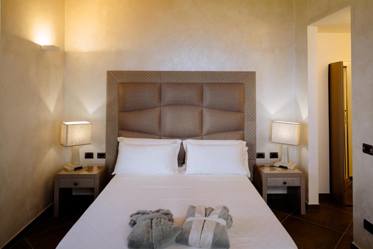 Faro di Punta Fenaio - Caletta Privata