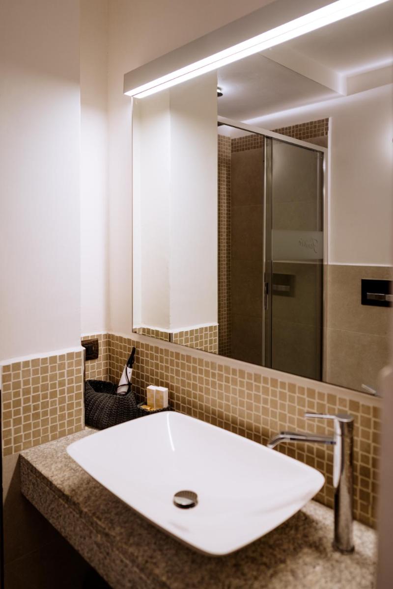 Faro di Punta Fenaio - Caletta Privata