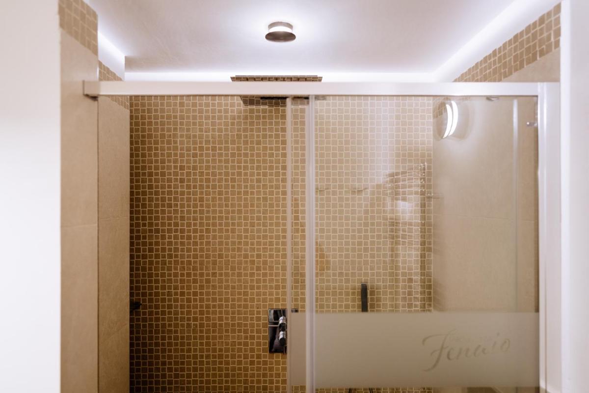 Faro di Punta Fenaio - Caletta Privata