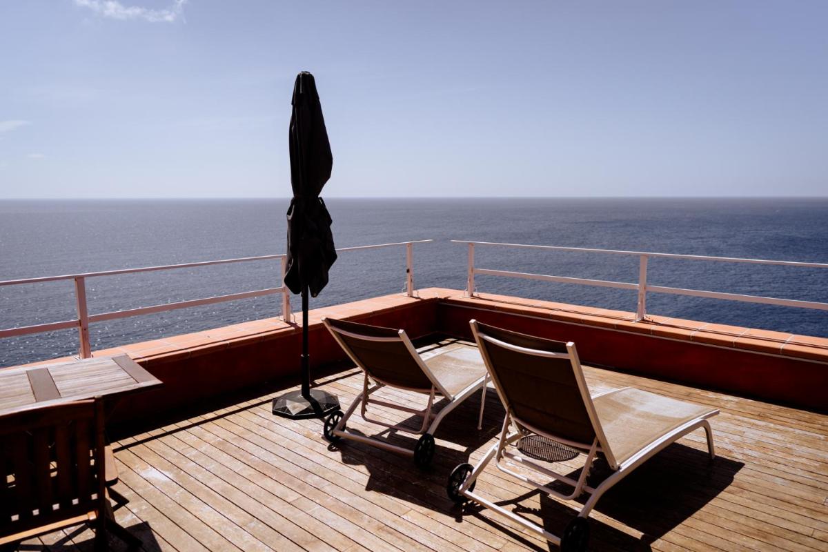 Faro di Punta Fenaio - Caletta Privata