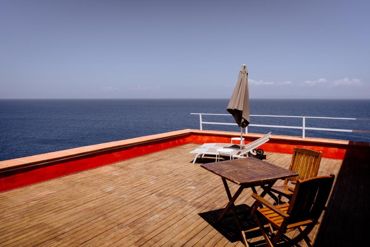 Faro di Punta Fenaio - Caletta Privata