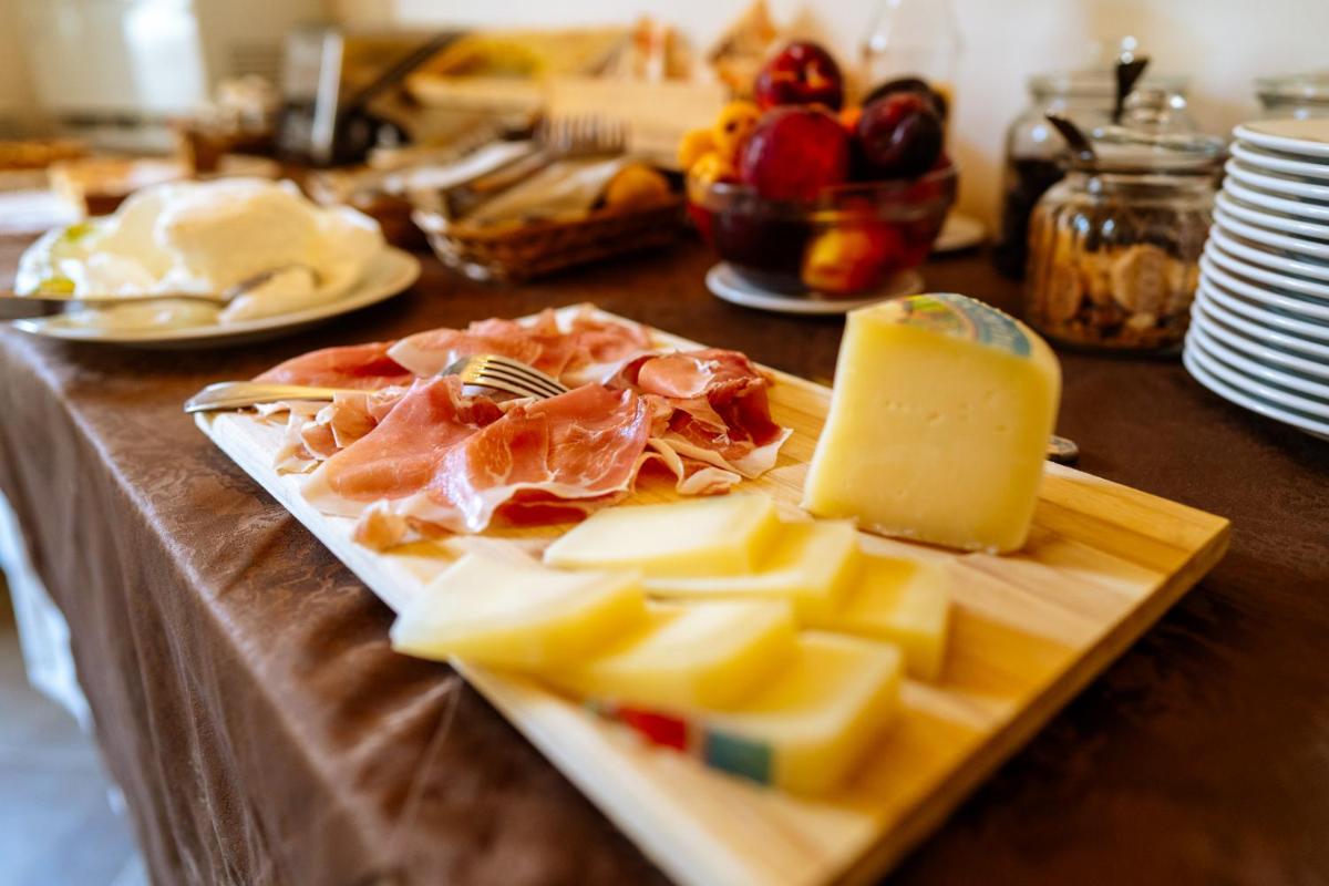 Faro di Punta Fenaio - Caletta Privata