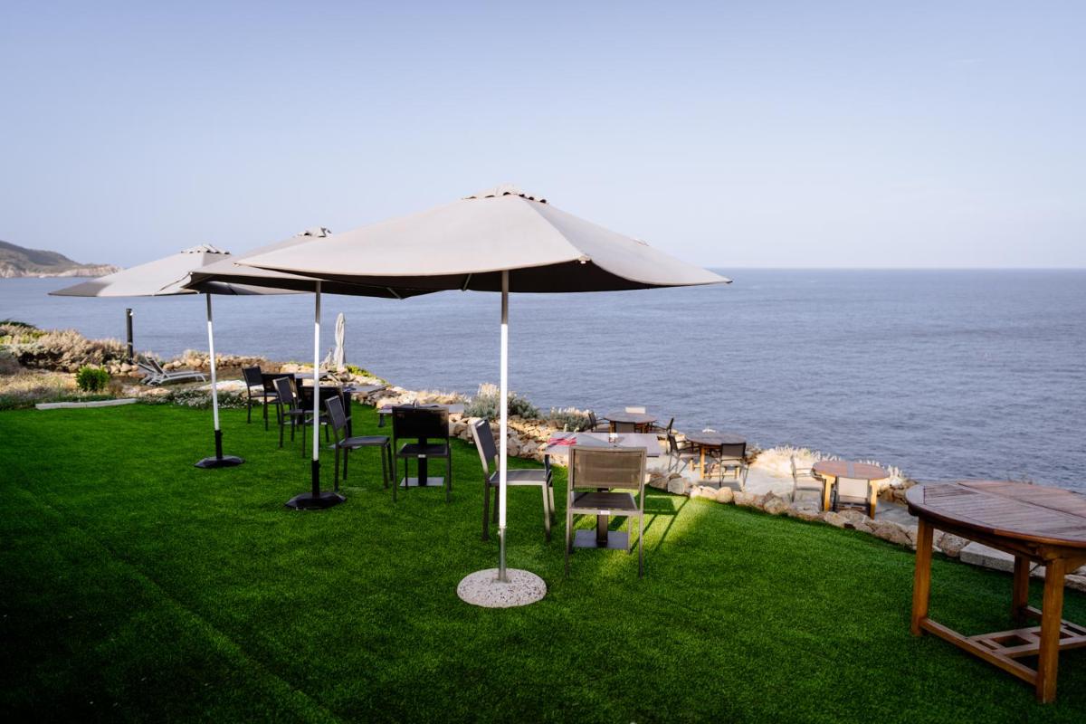 Faro di Punta Fenaio - Caletta Privata