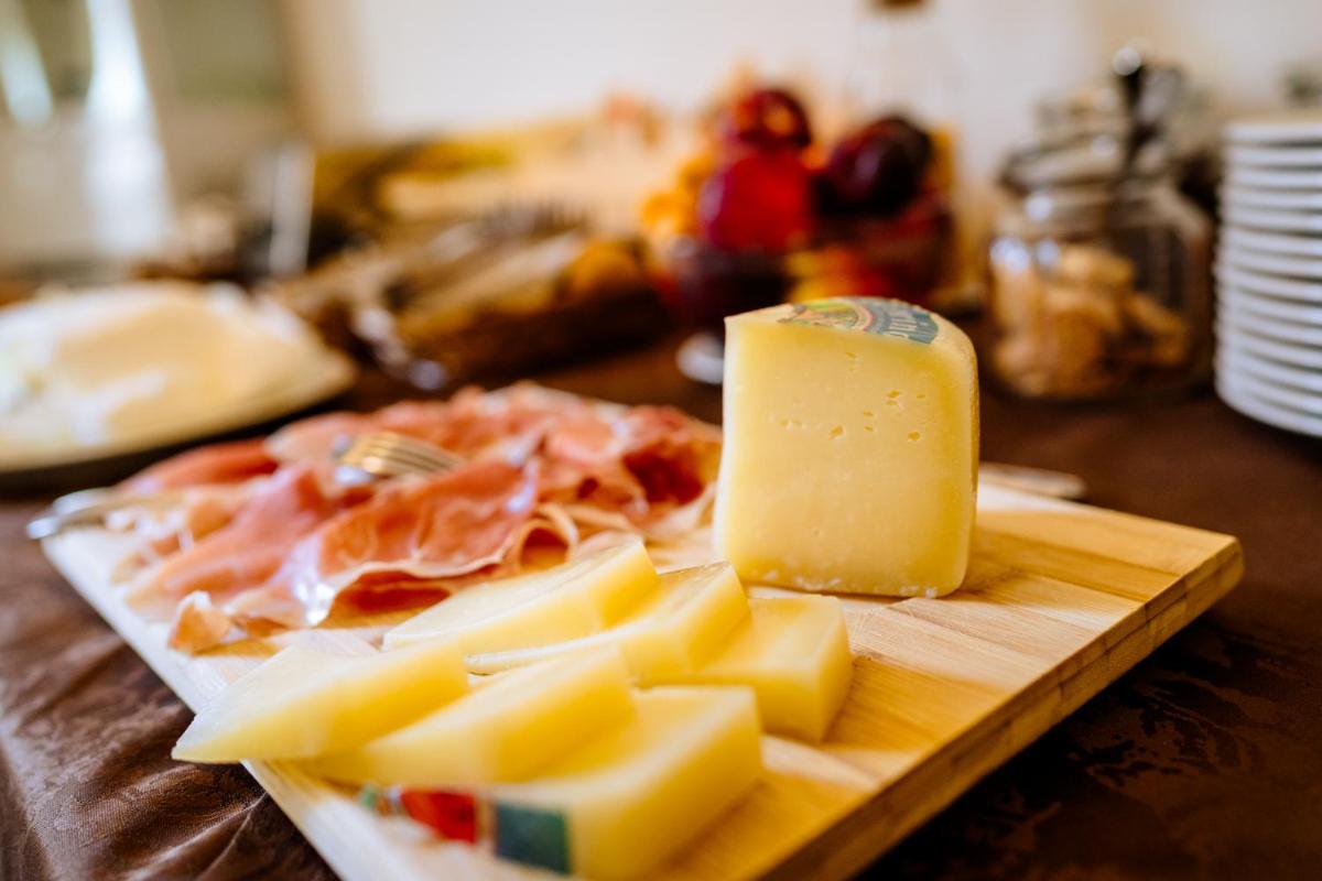 Faro di Punta Fenaio - Caletta Privata