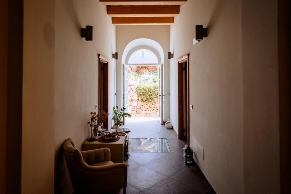 Faro di Punta Fenaio - Caletta Privata