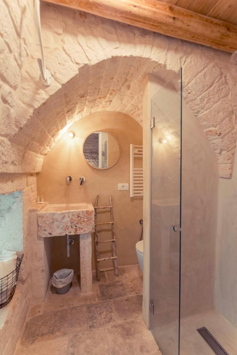Trulli diffusi de La Corte dell'Astore I Trulli Antichi Mestieri