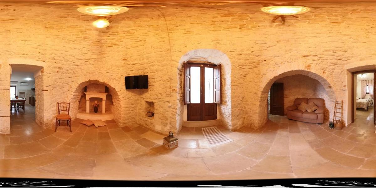 Trulli diffusi de La Corte dell'Astore I Trulli Antichi Mestieri