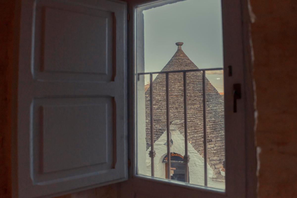 Trulli diffusi de La Corte dell'Astore I Trulli Antichi Mestieri