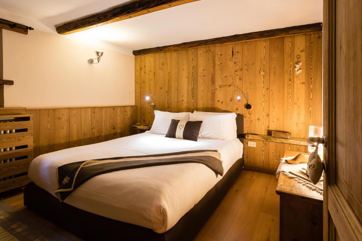 Revivre Village Adults only