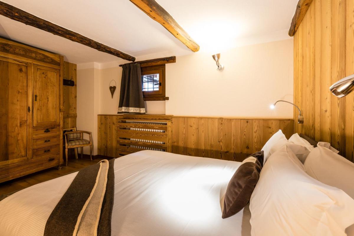 Revivre Village Adults only