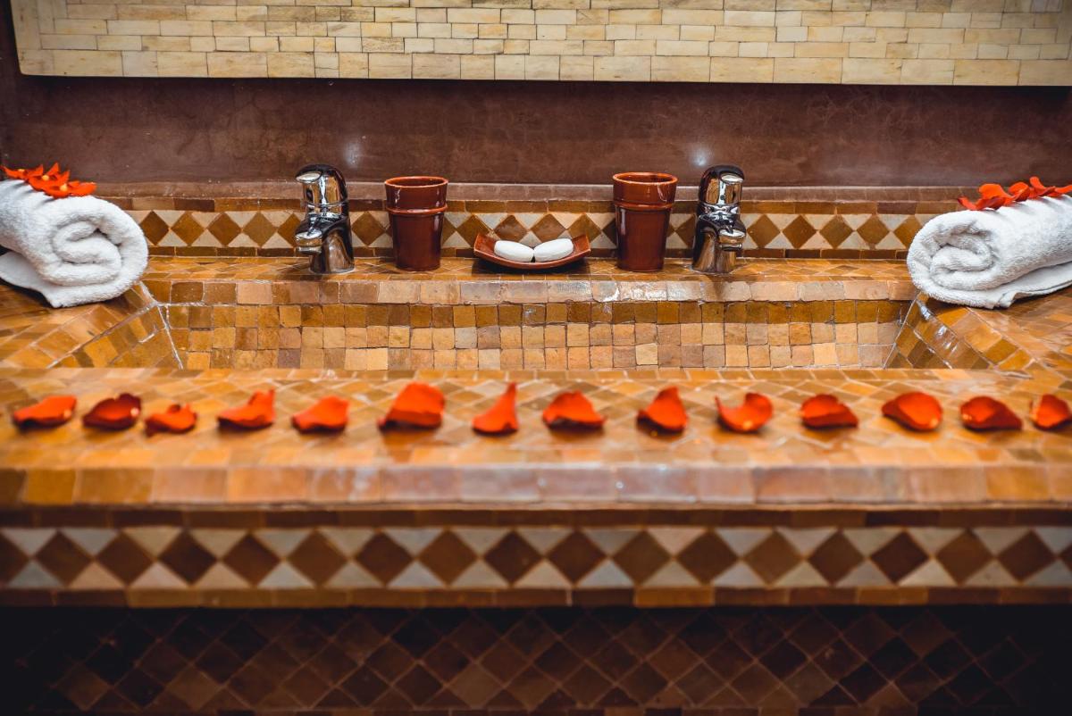 Ambre Epices Medina Riad