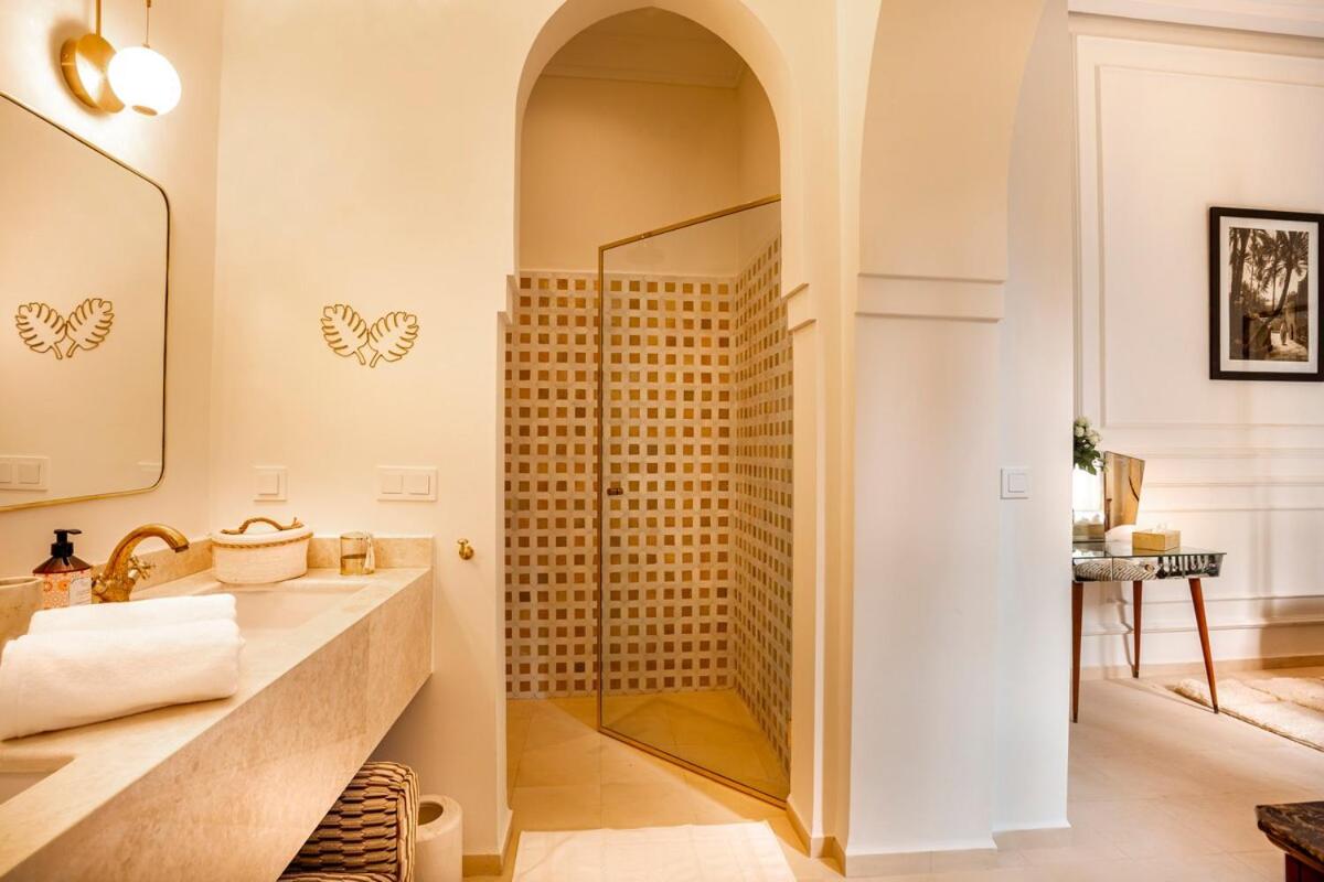 Riad Anaqa