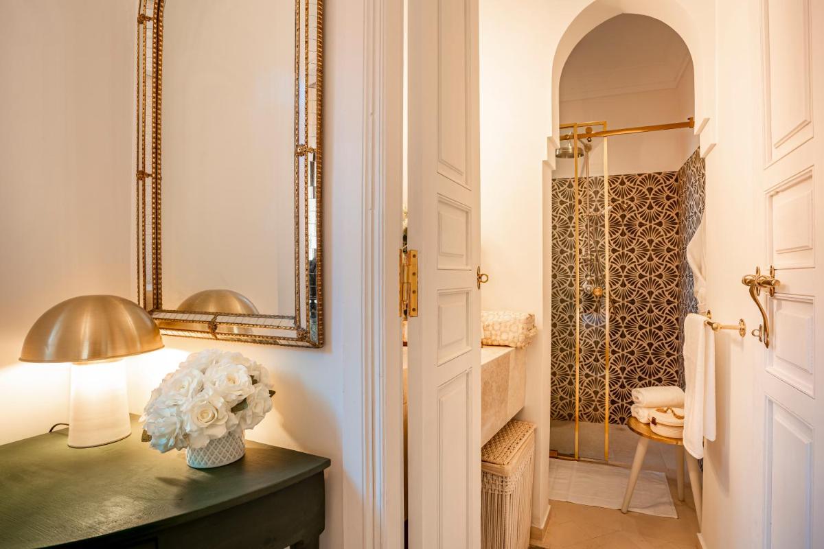 Riad Anaqa
