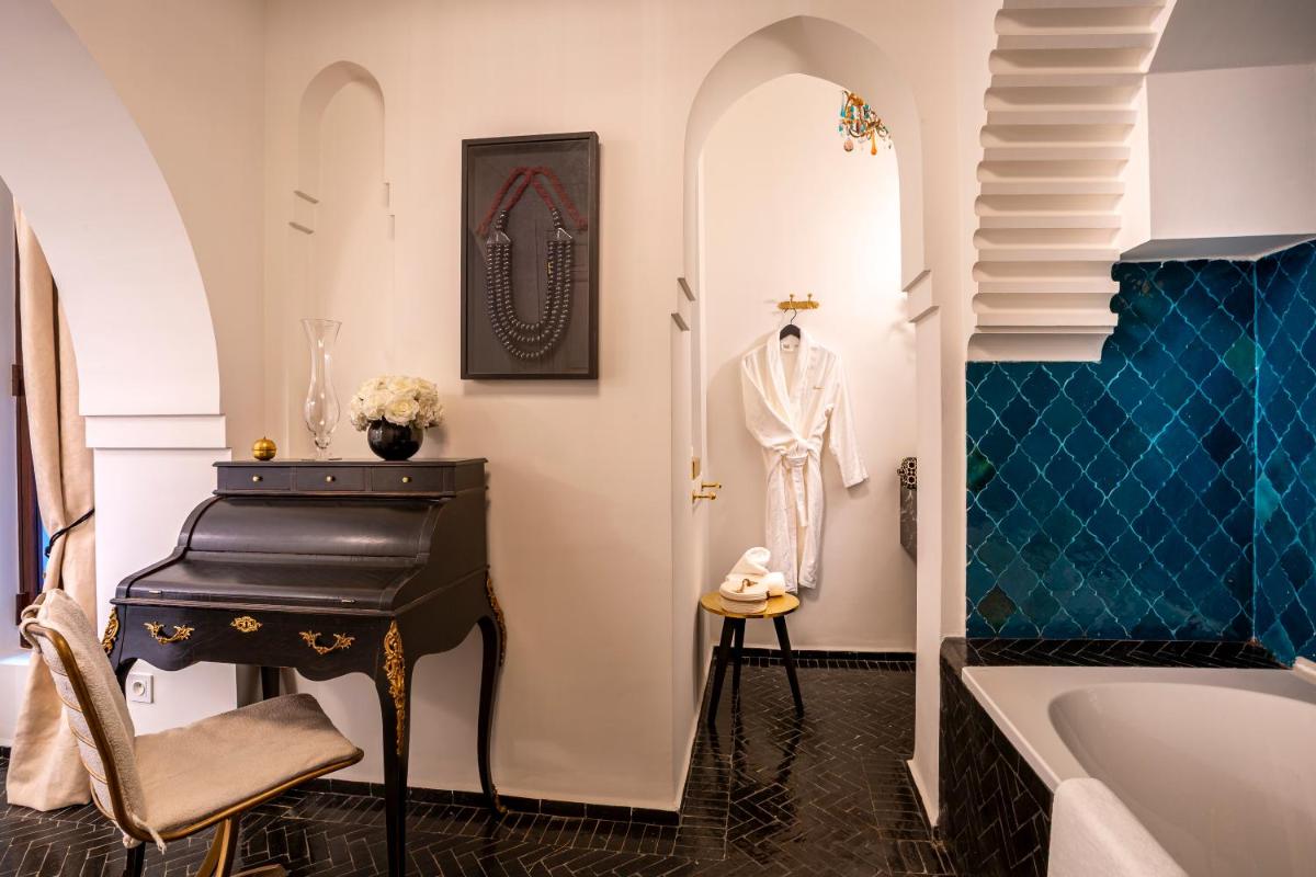 Riad Anaqa