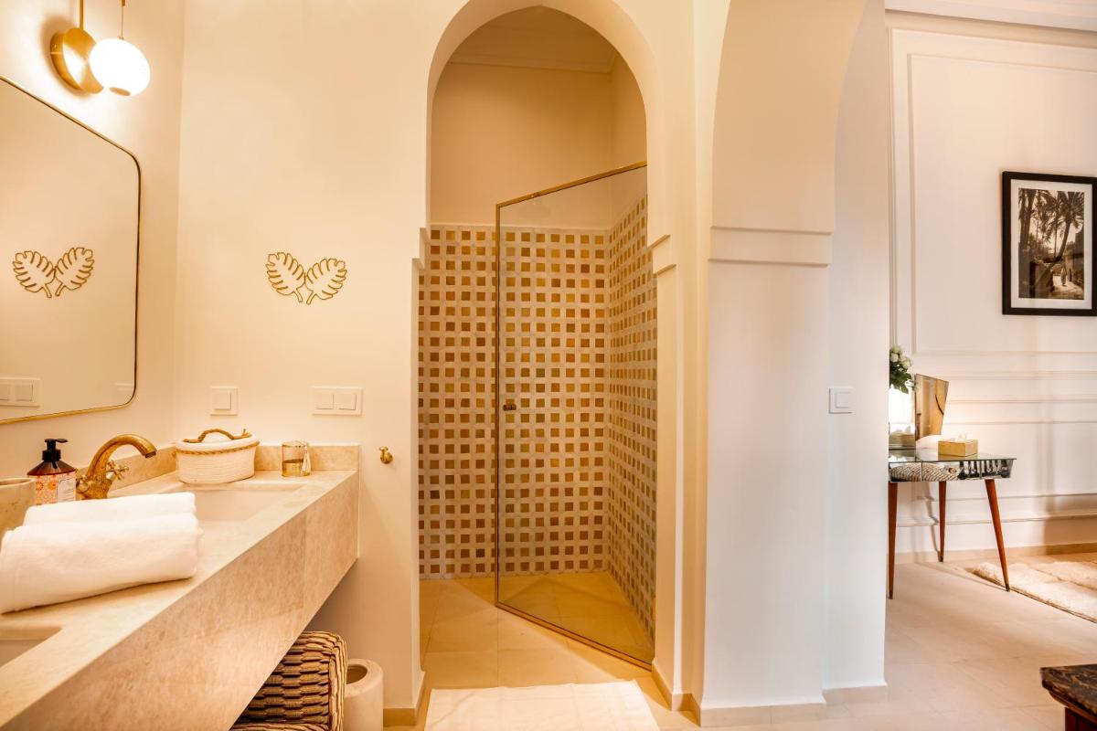 Riad Anaqa