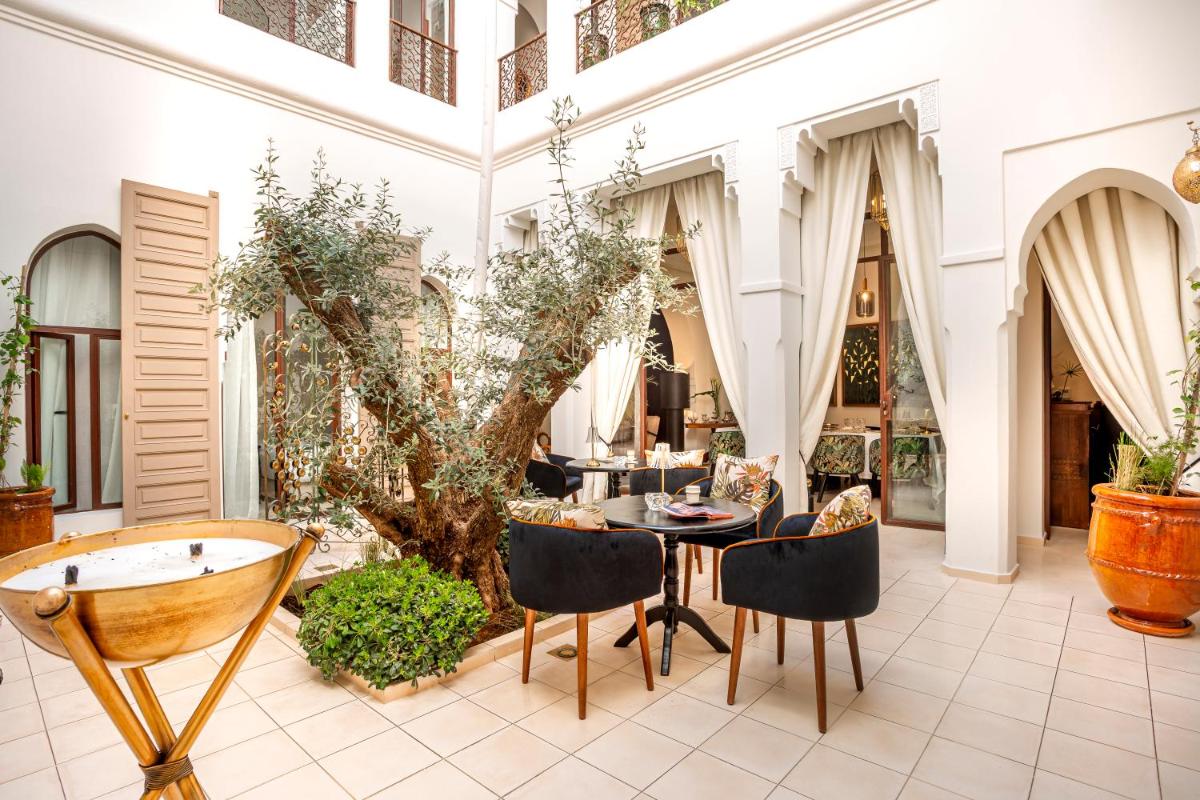 Riad Anaqa