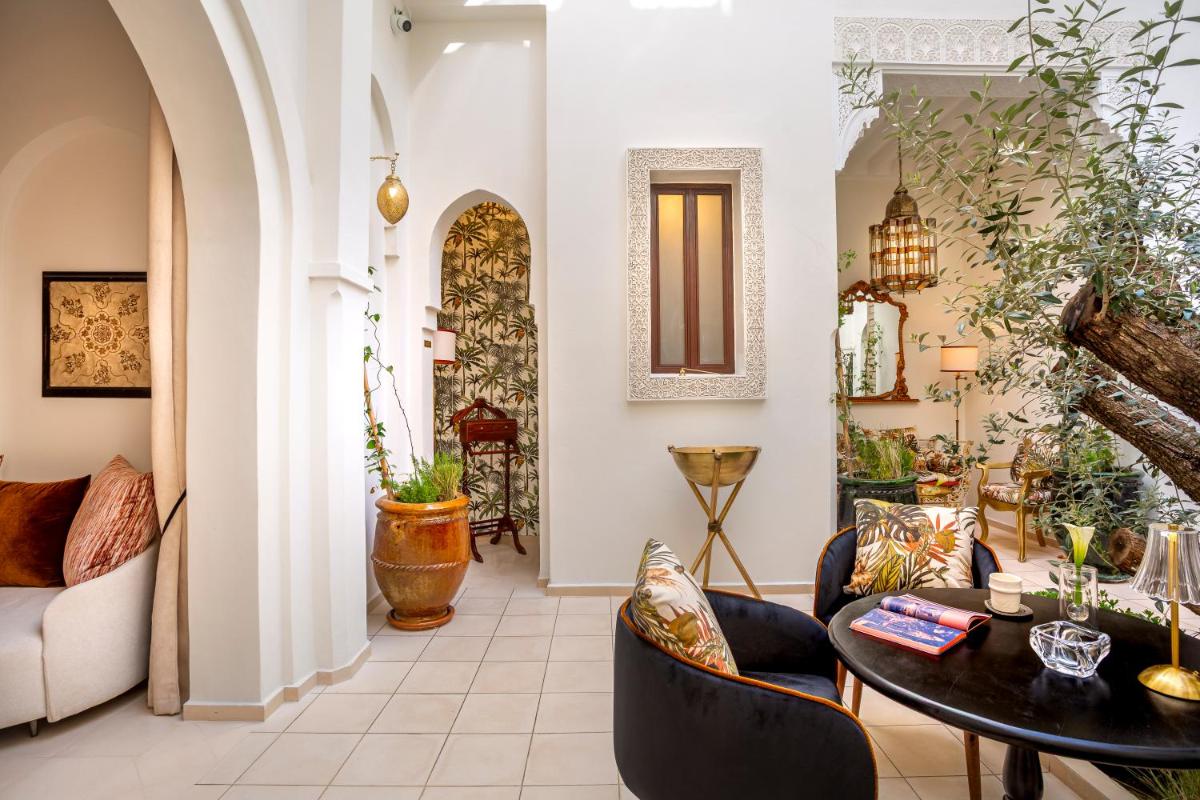 Riad Anaqa
