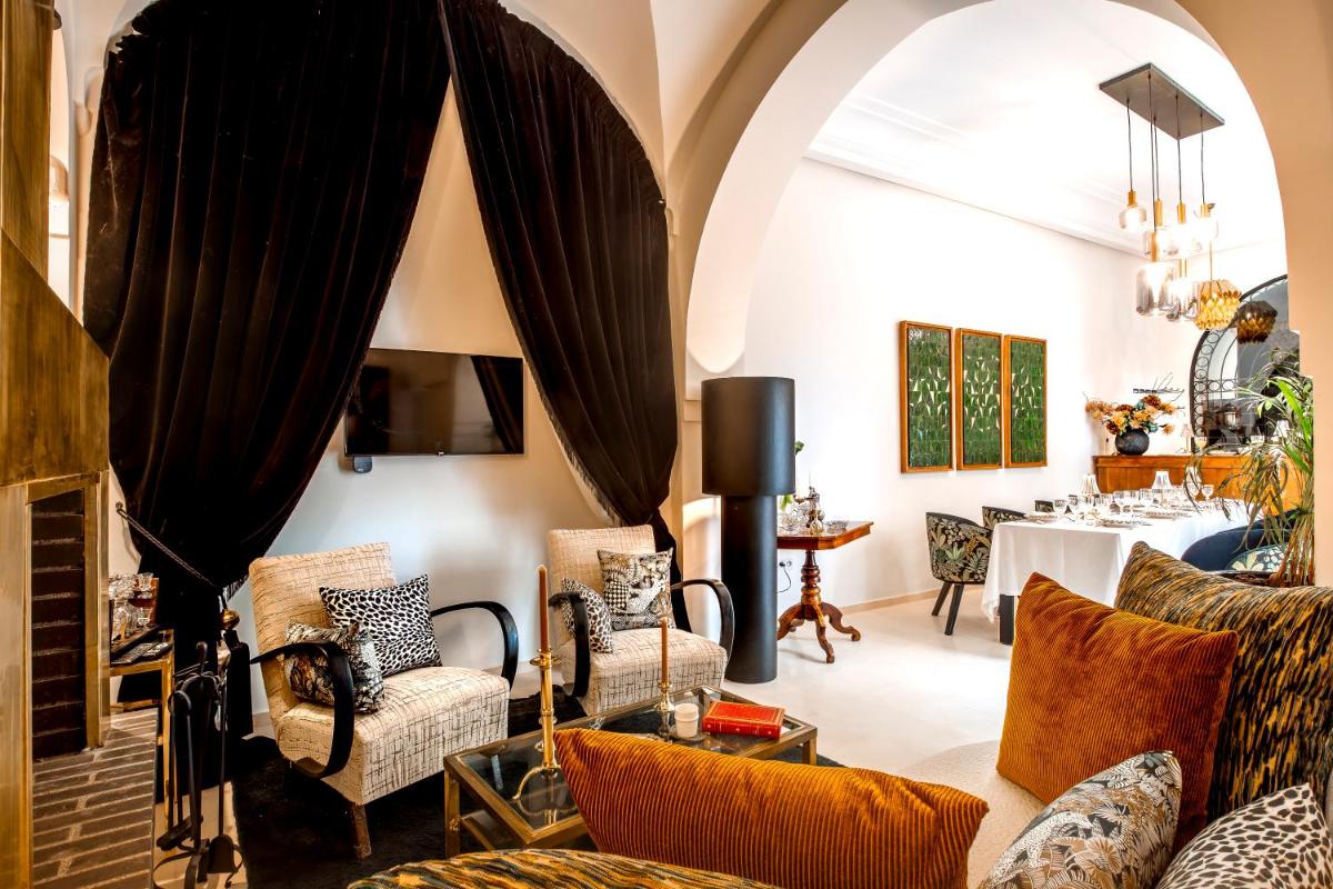 Riad Anaqa