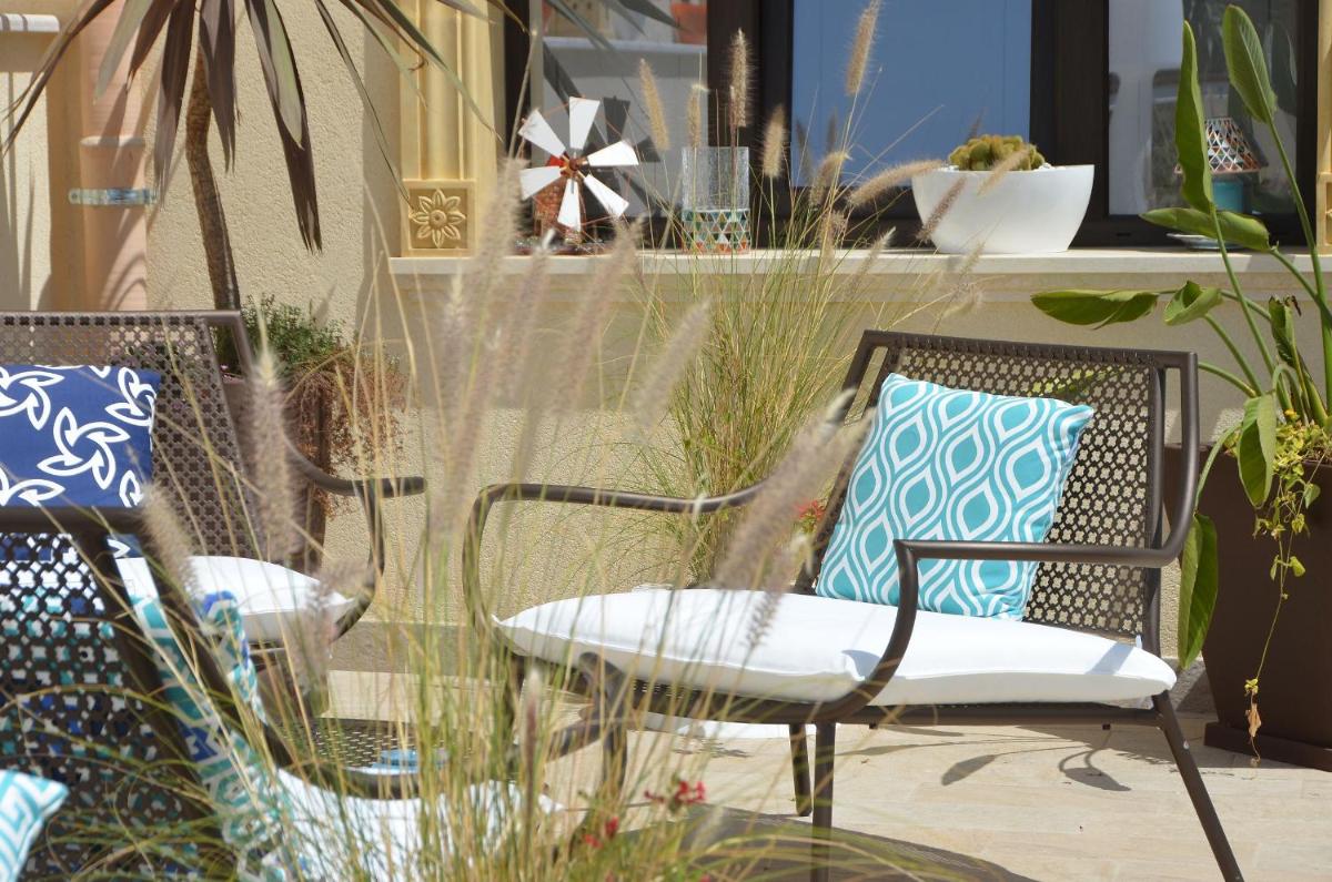 RIAD Comfort Rooms