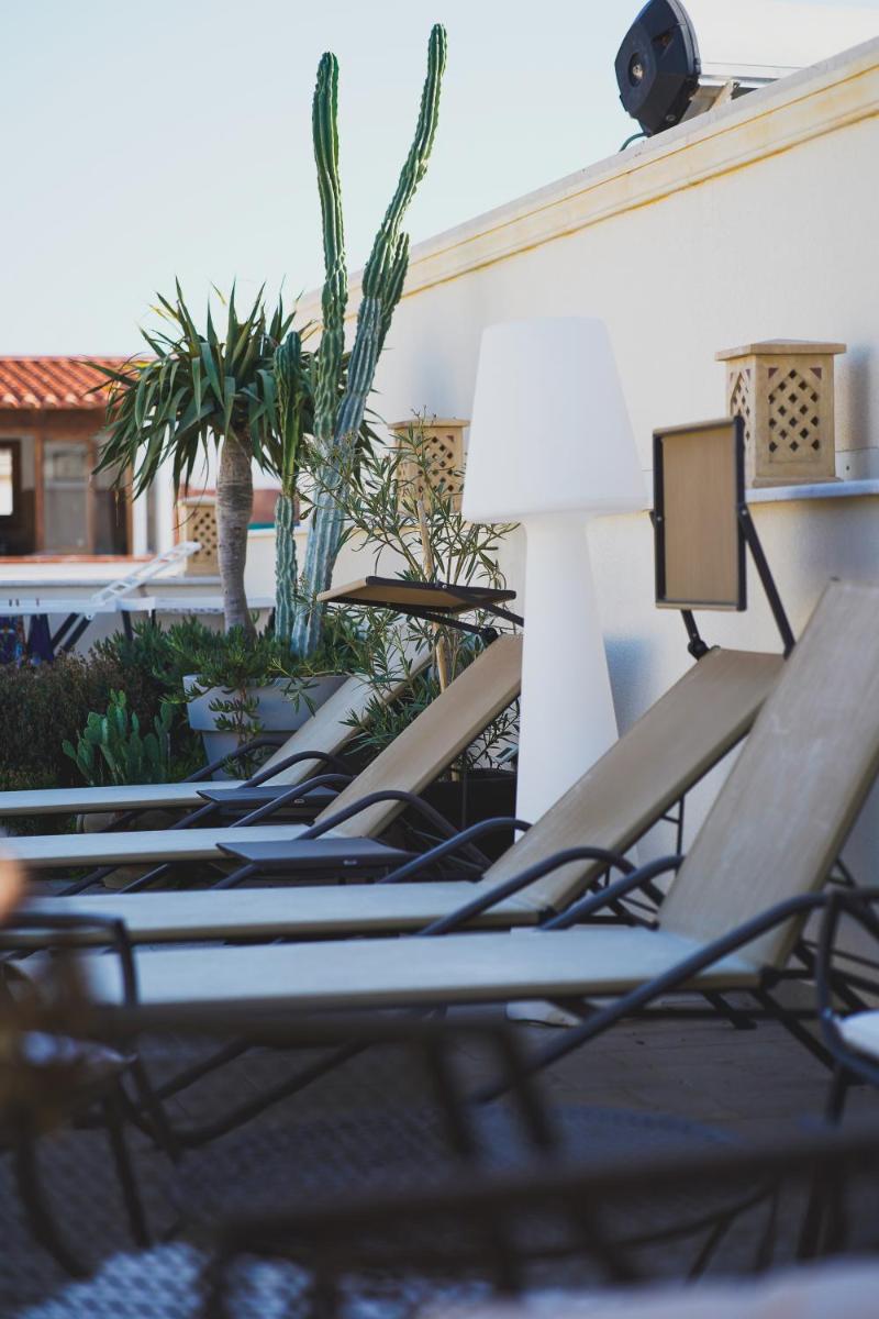 RIAD Comfort Rooms
