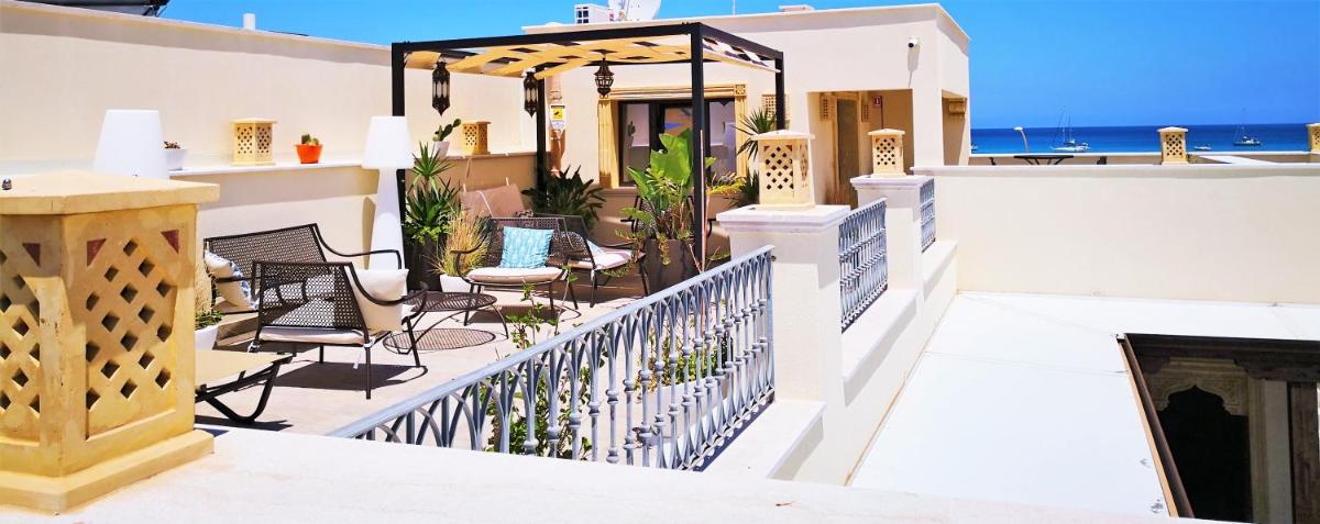 RIAD Comfort Rooms