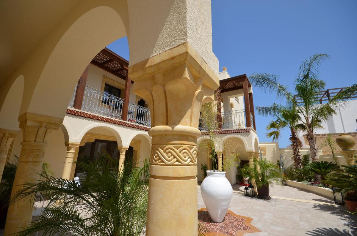 RIAD Comfort Rooms