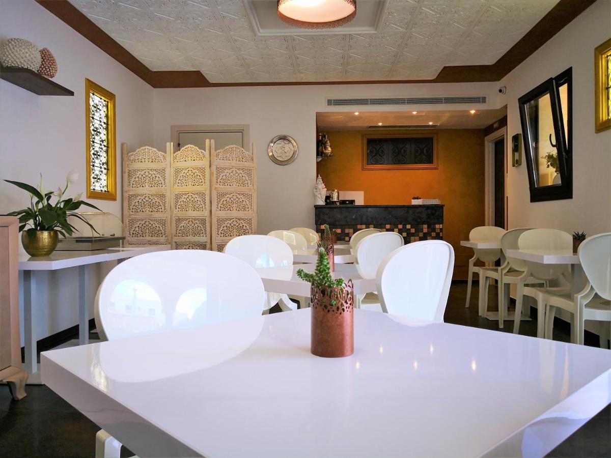RIAD Comfort Rooms