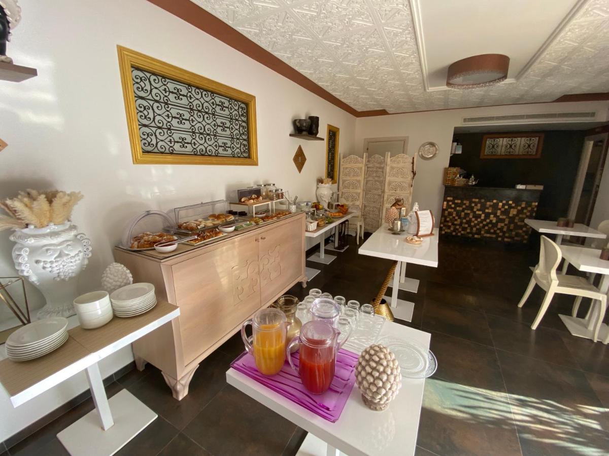 RIAD Comfort Rooms