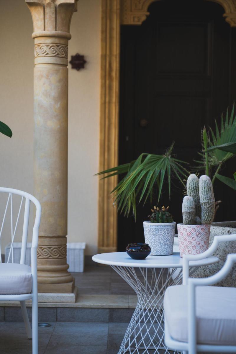 RIAD Comfort Rooms