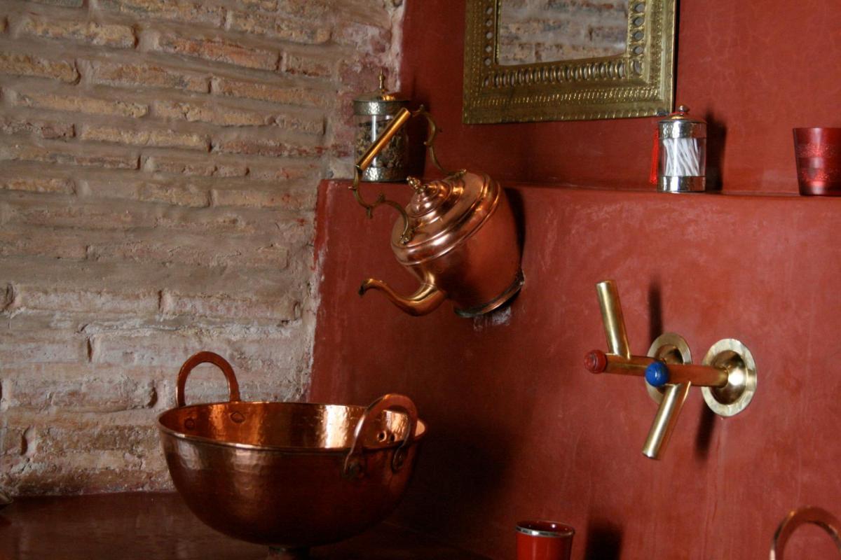 Riad Laaroussa