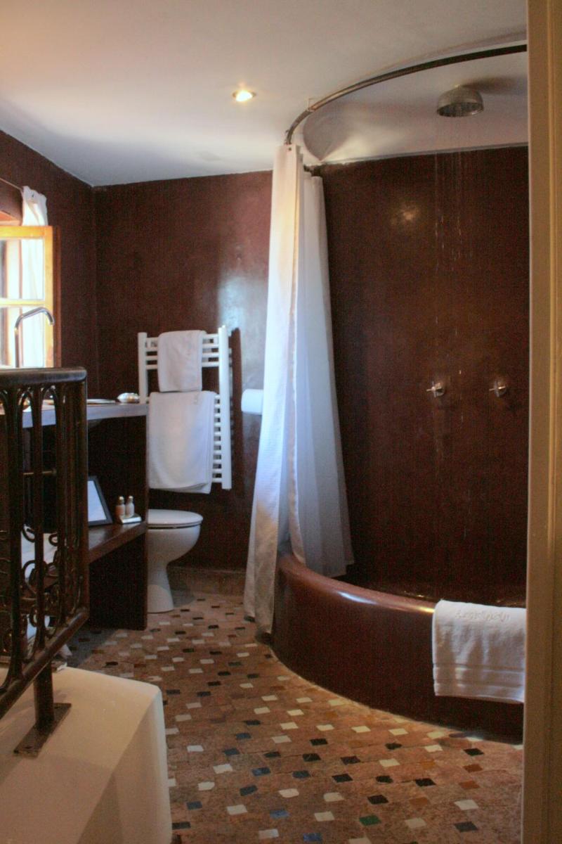 Riad Laaroussa