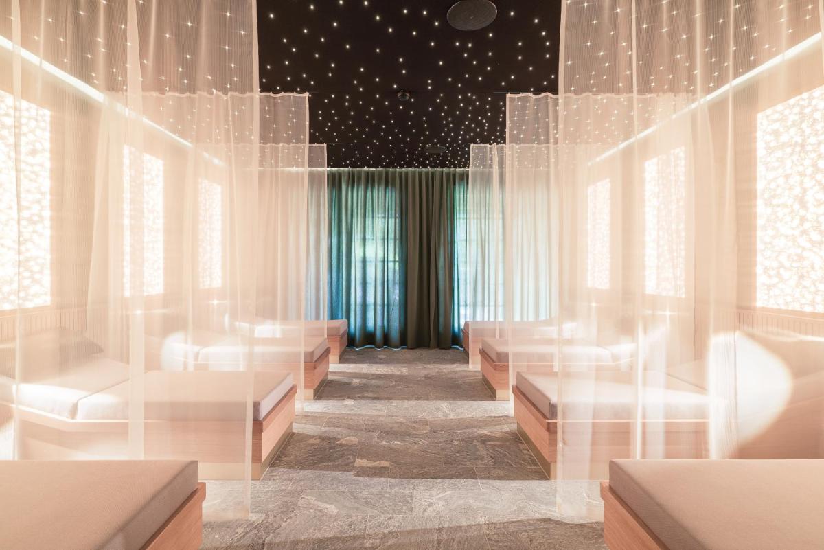 Riffelalp Resort 2222m Ski-in & Ski-out