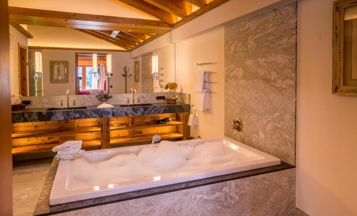 Riffelalp Resort 2222m