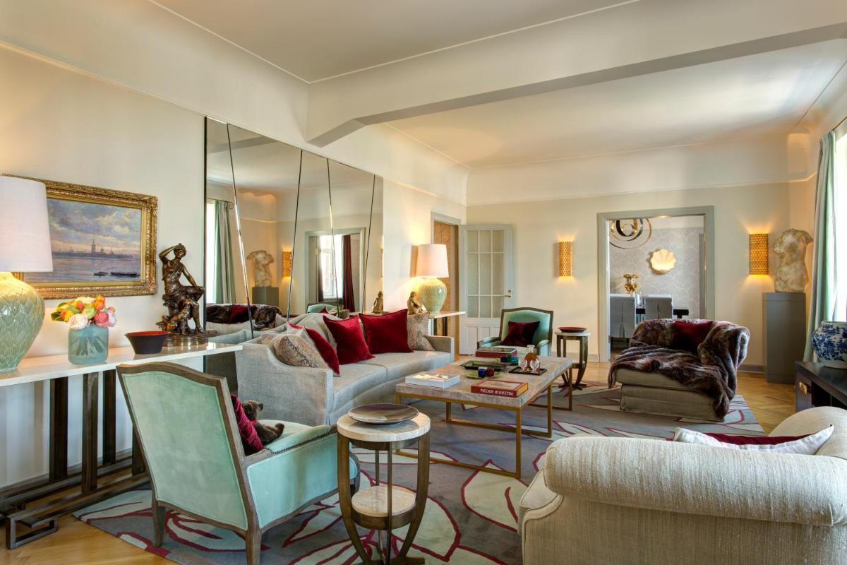 Rocco Forte Astoria Hotel