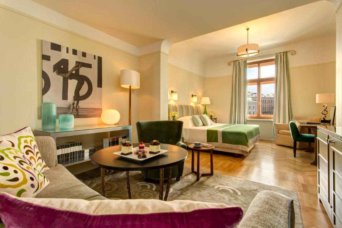 Rocco Forte Astoria Hotel