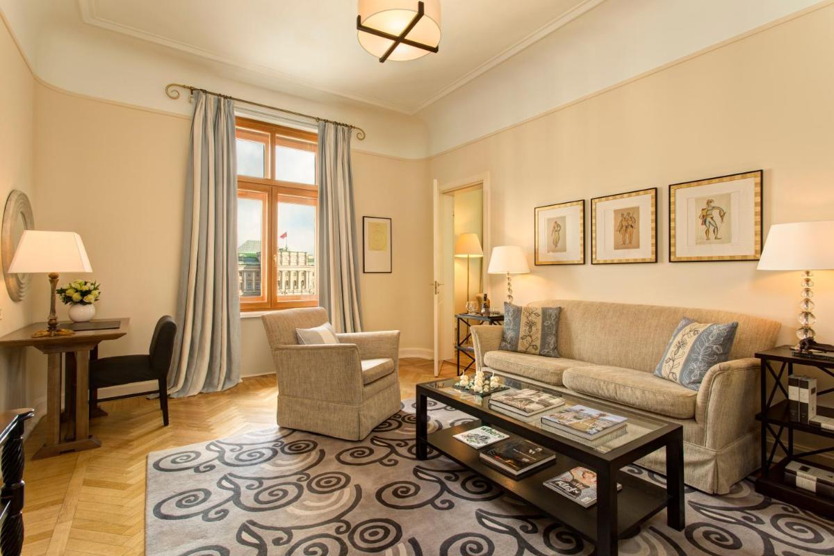 Rocco Forte Astoria Hotel