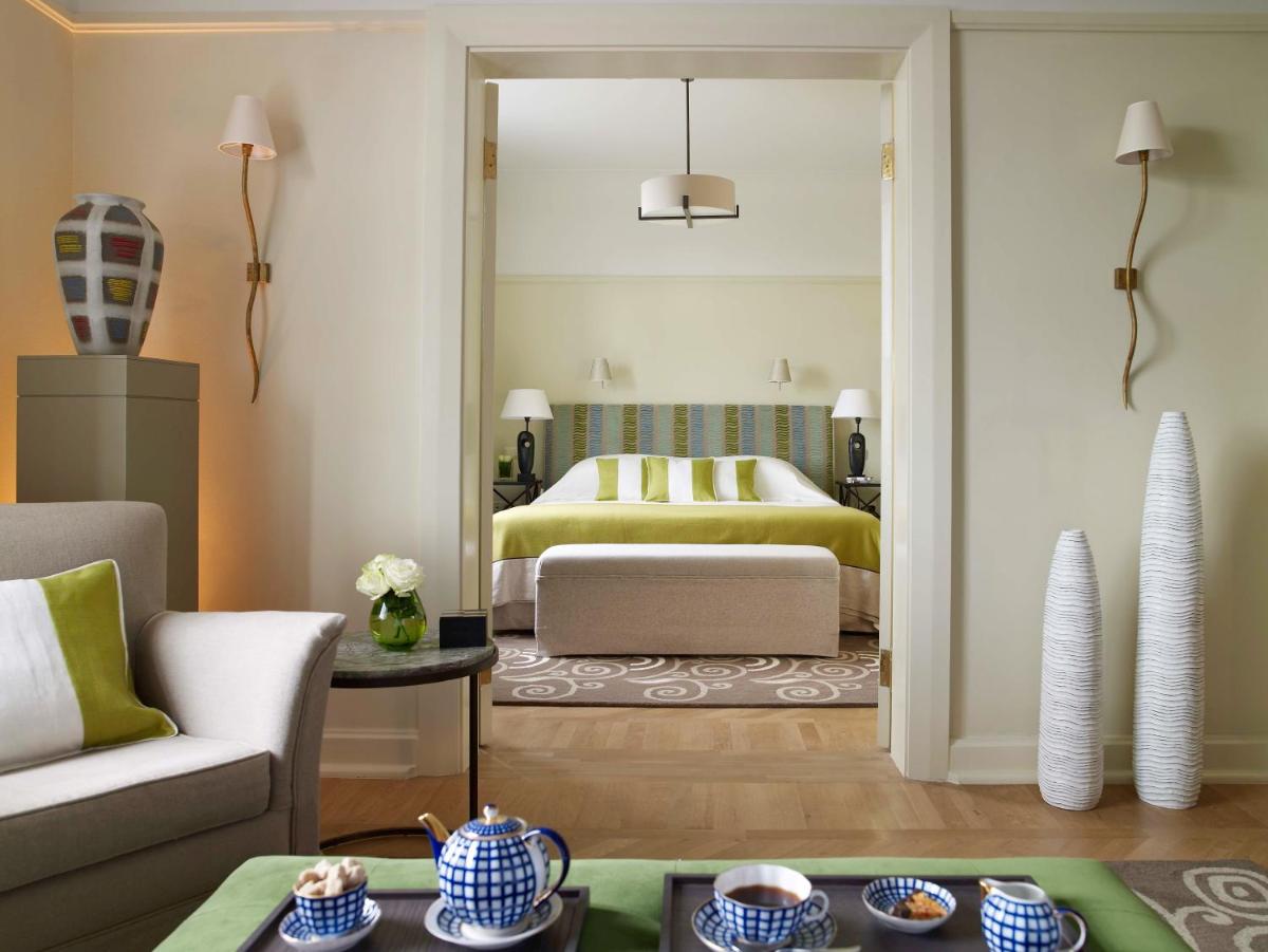 Rocco Forte Astoria Hotel